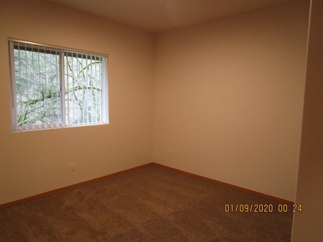 Building Photo - 24043 Patton Loop SE