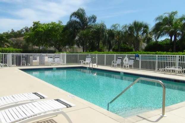 Building Photo - 15035 Sterling Oaks Dr