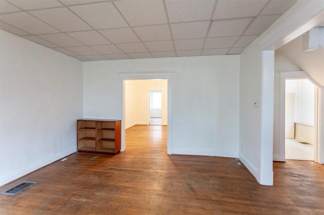 Building Photo - 5334 Gilson Ave