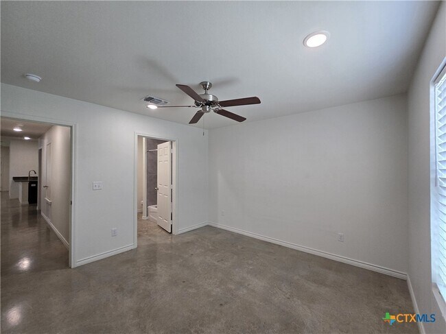 Building Photo - 2318 Zanoletti Ct