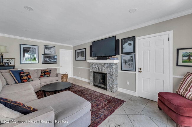 Building Photo - 200 Lorraine Ave