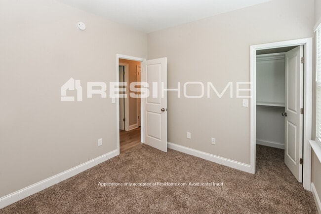 Building Photo - HOME FOR RENT--1/2 OFF ONE MONTH!!