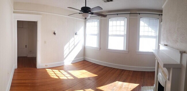 Building Photo - 867 Rosedale Rd NE