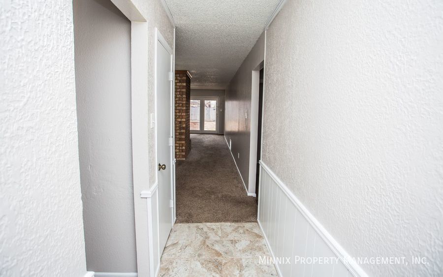 Building Photo - 1103 80th St