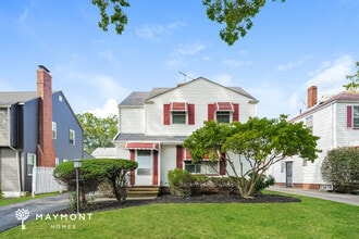 Building Photo - 16221 Stockbridge Ave