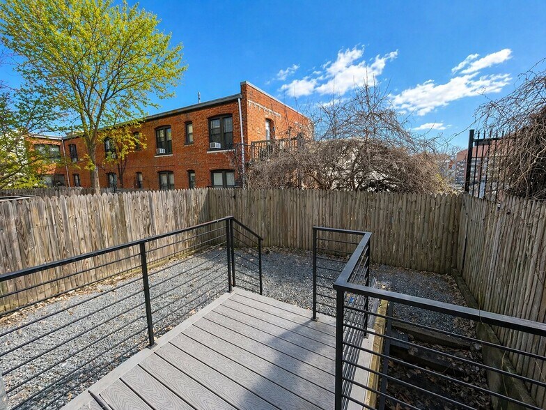 Building Photo - 2919 11th St NW