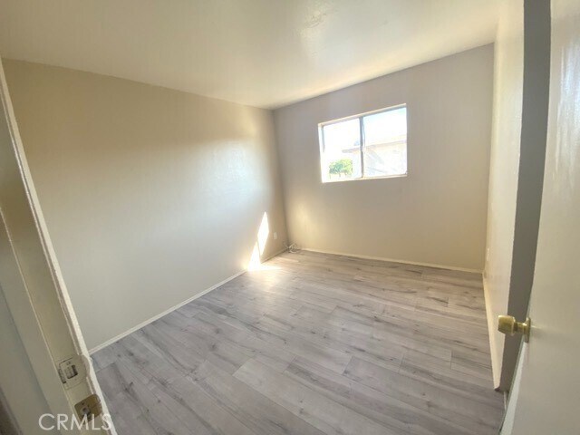 Building Photo - 15129 Elm Ct