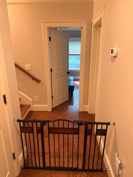Building Photo - 2471 Gatebury Cir