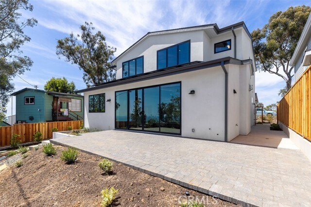Building Photo - 21552 Treetop Ln