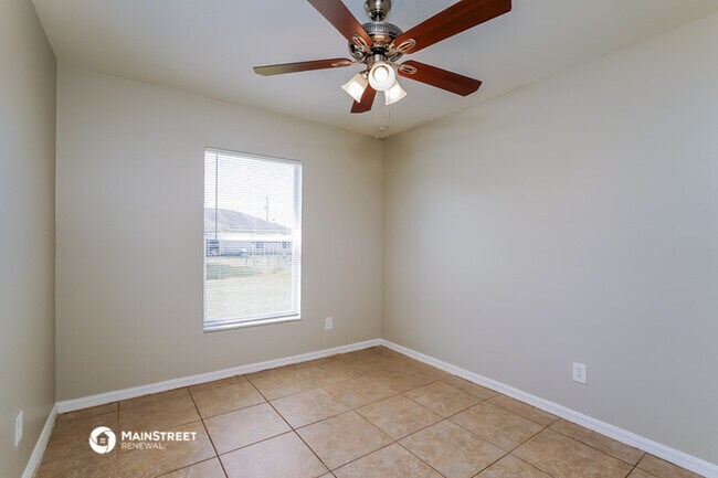 Building Photo - 2050 NW 7th Terrace