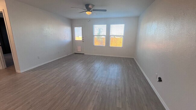 Building Photo - Move in Ready - Pet Friendly with pet door...