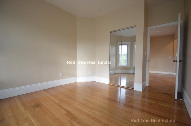 Building Photo - 66 Hyde Park Avenue Apt #66, Boston, MA 02...