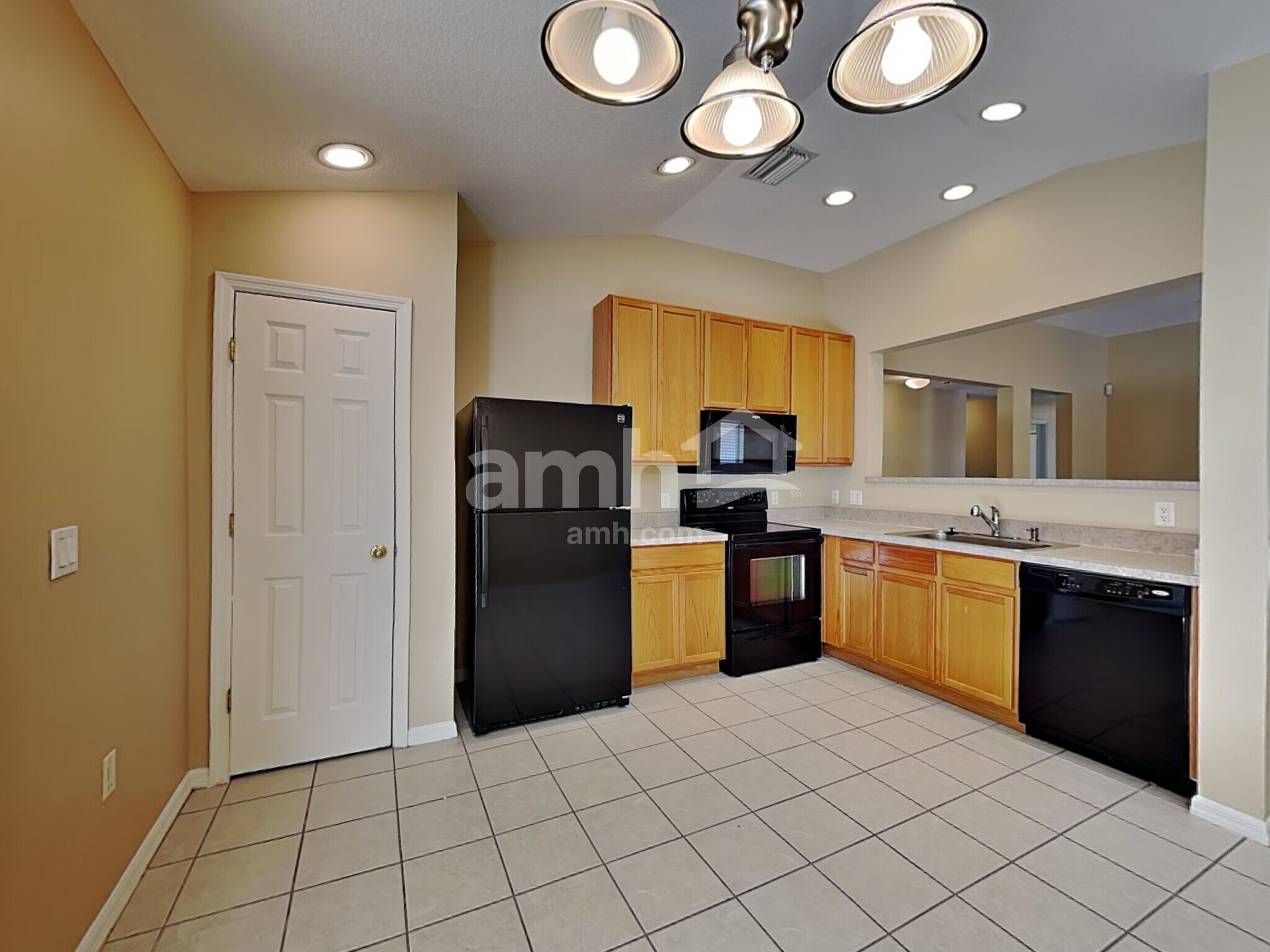 Building Photo - 11912 Mango Groves Blvd