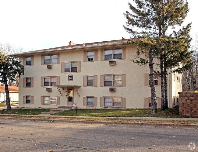 Primary Photo - 800 Dodd Road