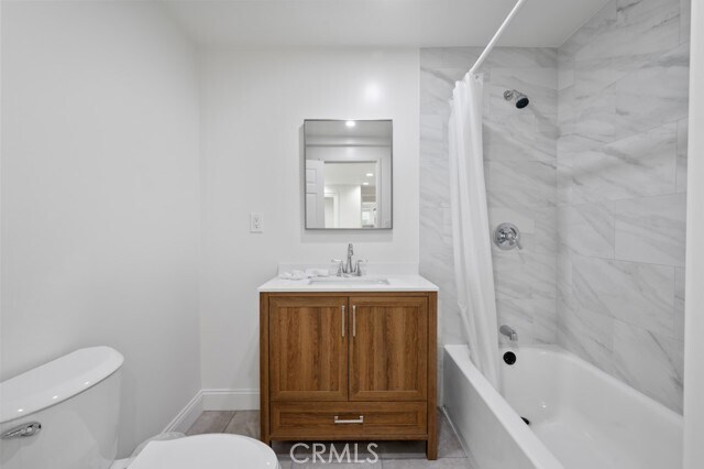 Building Photo - 6457 Via De Anzar