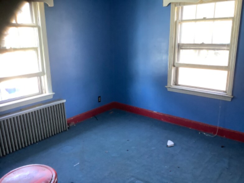 Building Photo - 143 Boston Ave