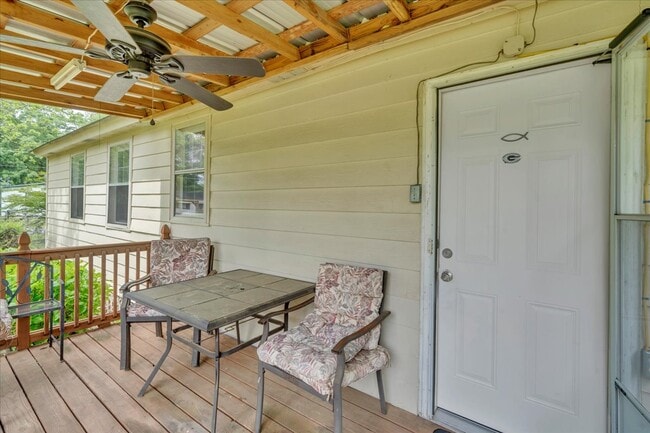 Building Photo - 601 Travelers Rest Rd