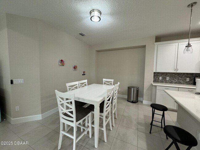 Building Photo - 1016 Sea Shell Ct