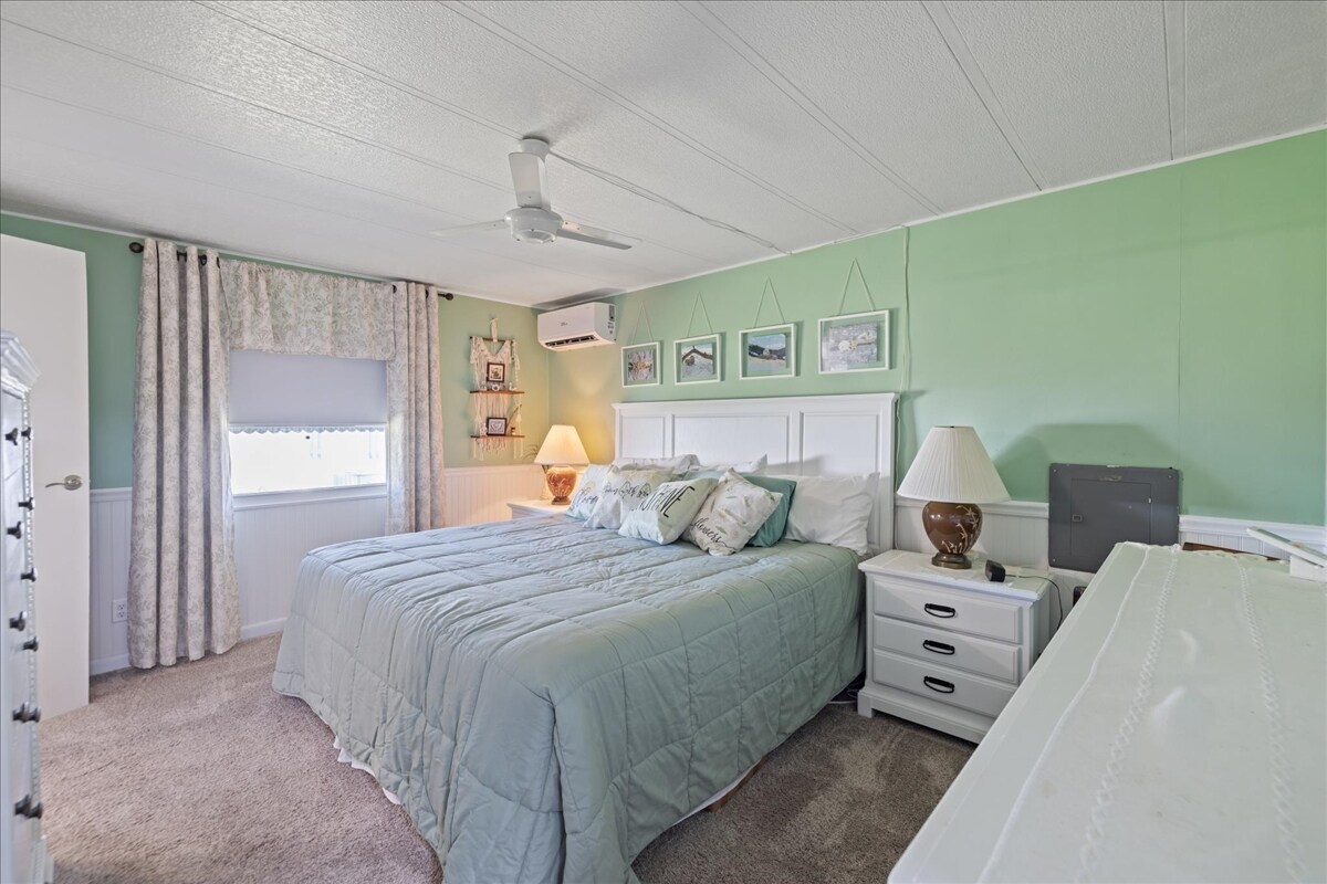 Building Photo - 4680 Fiji Ln