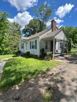 Building Photo - 4493 Ogburn Ave