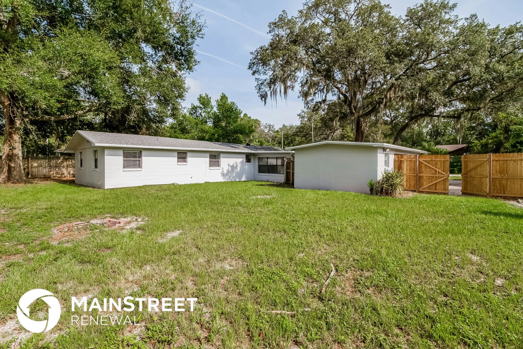 Building Photo - 243 Acorn Dr