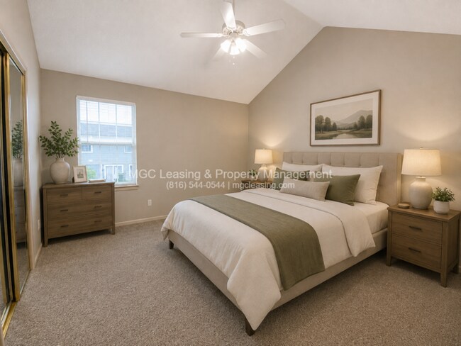 Building Photo - South Garden Townhomes