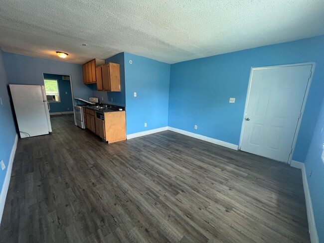 Building Photo - 408 29th Pl
