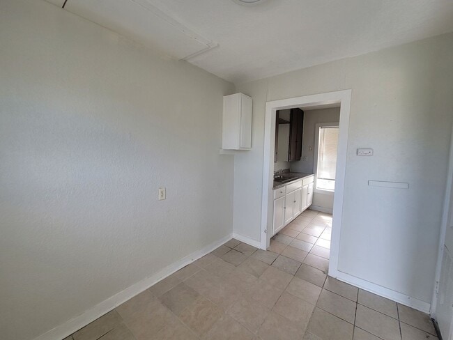 Building Photo - 424/426 Natalen