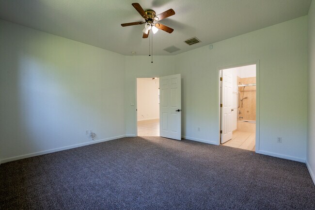 Building Photo - 1425 Portofino Meadows Blvd