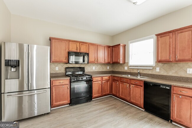 Building Photo - 5664 Wakehurst Dr