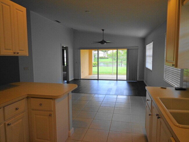Building Photo - 8097 Montserrat Pl
