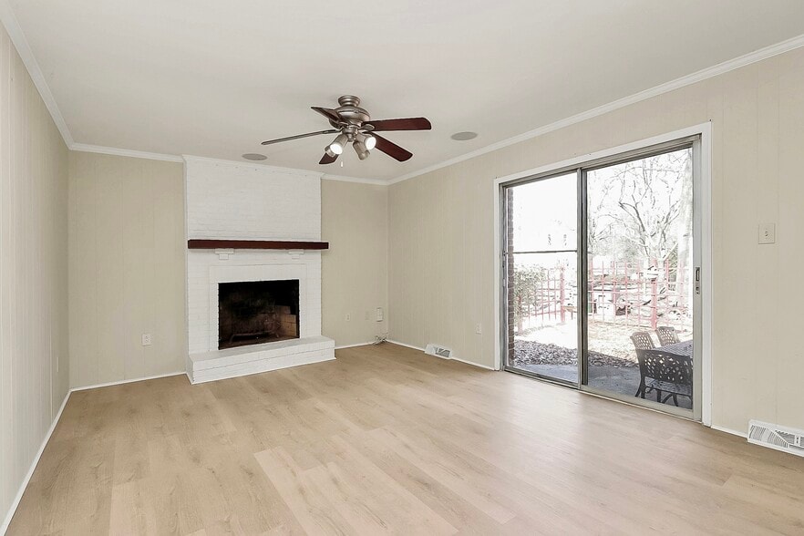 Building Photo - 6635 Olde Savannah Rd