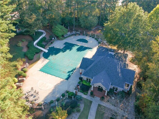 Building Photo - 651 Briarleigh Way