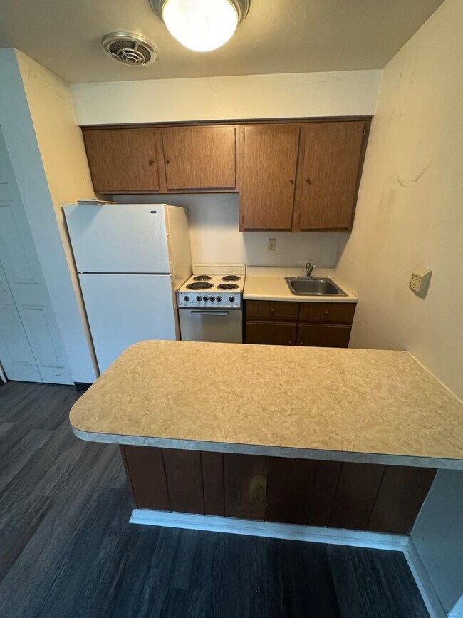 Building Photo - 1 Bedroom 1 Bath-Moon Township