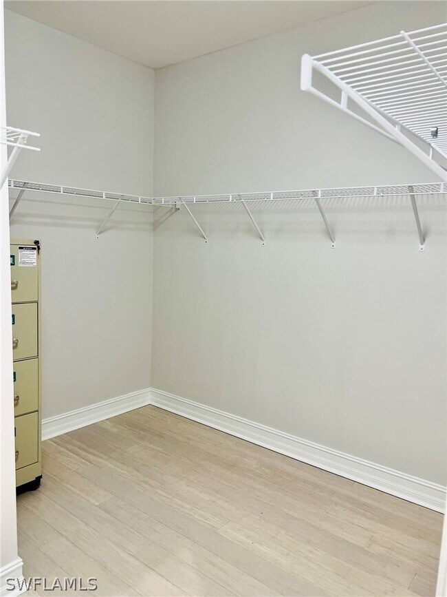 Building Photo - 7841 Bristol Cir