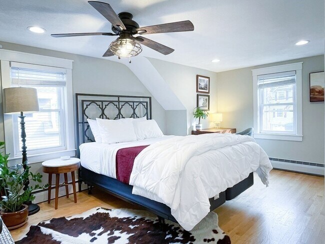 Building Photo - 83 Rockridge Rd