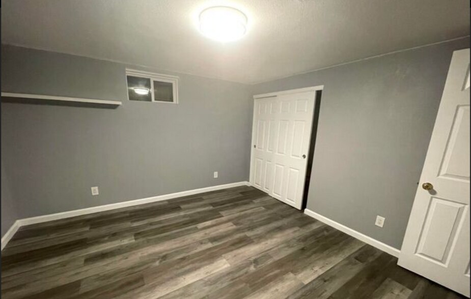 Building Photo - 1197 S Kendall Ct