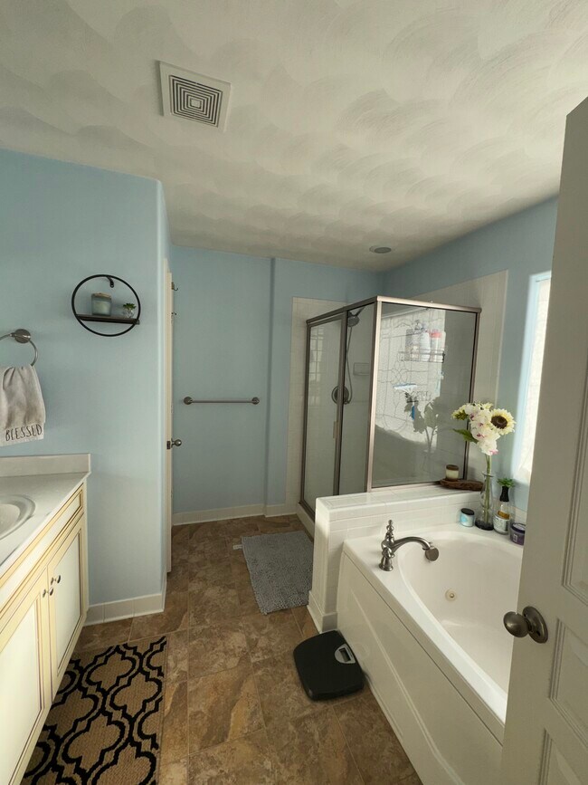 Building Photo - 1228 Habitat Ln