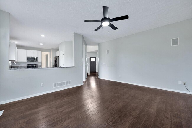 Building Photo - 1080 Mastell Dr