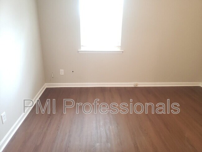 Building Photo - 4912 Leesa Ann Ln