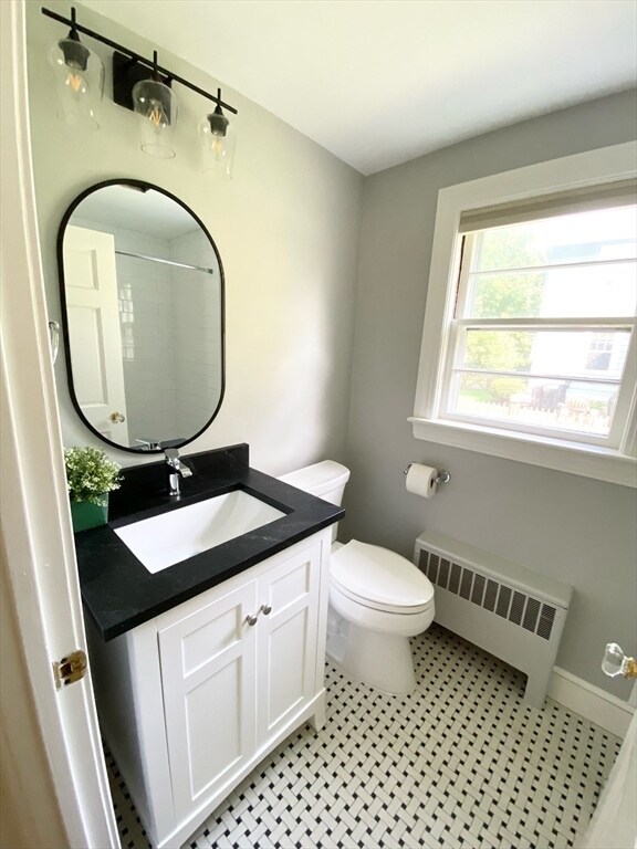 Building Photo - 103 Powers St