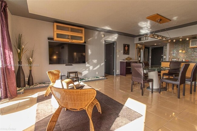 Building Photo - 500 Three Islands Boulevard