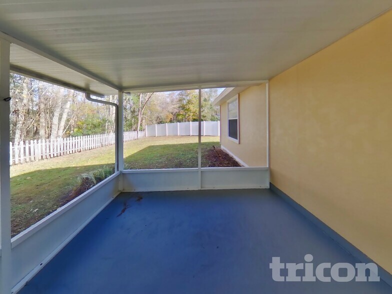 Building Photo - 2750 Archer St