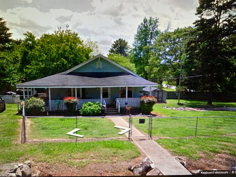 Primary Photo - 1461 Westdale Ln