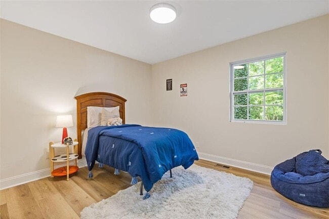 Building Photo - 2856 Bay Leaf Dr SE
