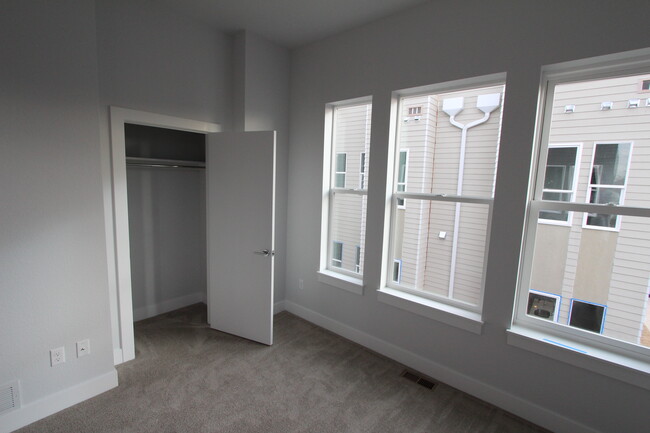 2nd bedroom - 1919 W 46th Ave