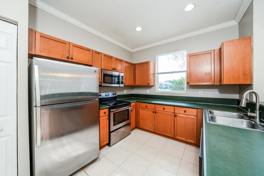 Building Photo - 424 Rainbow Springs Terrace