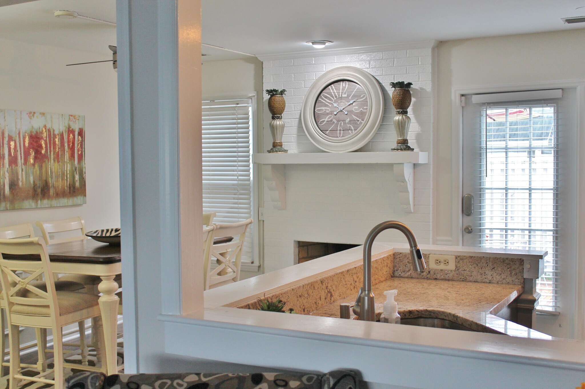 Building Photo - 7245 Meeting St