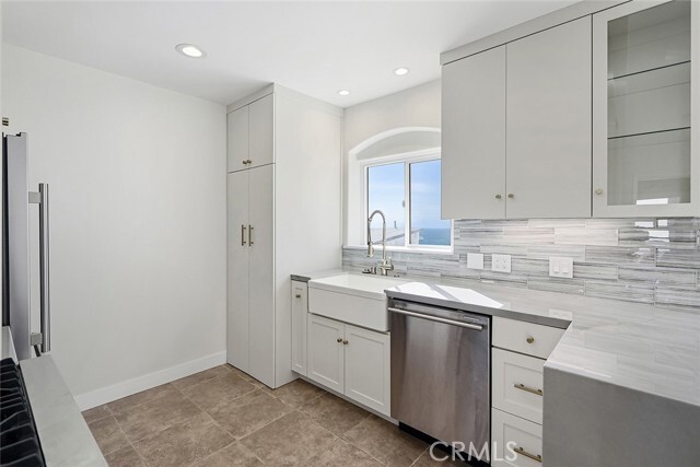 Building Photo - 3309 Highland Ave