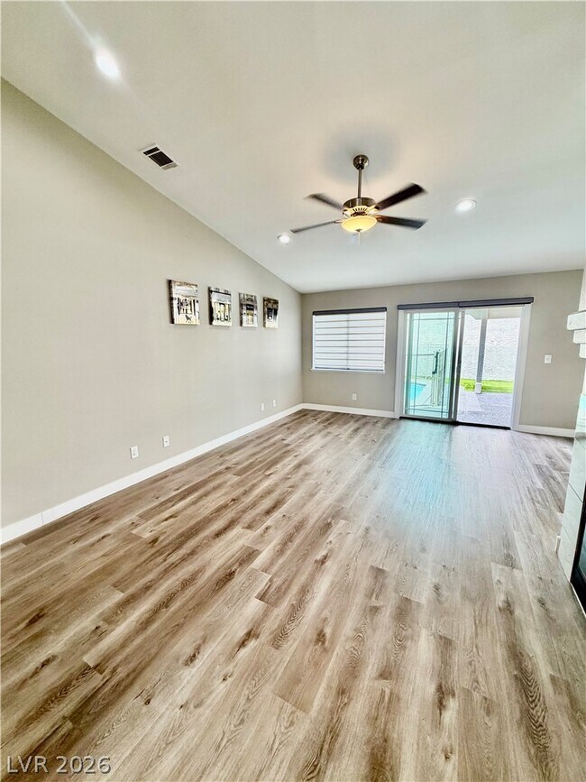 Building Photo - 3121 Siena Cir